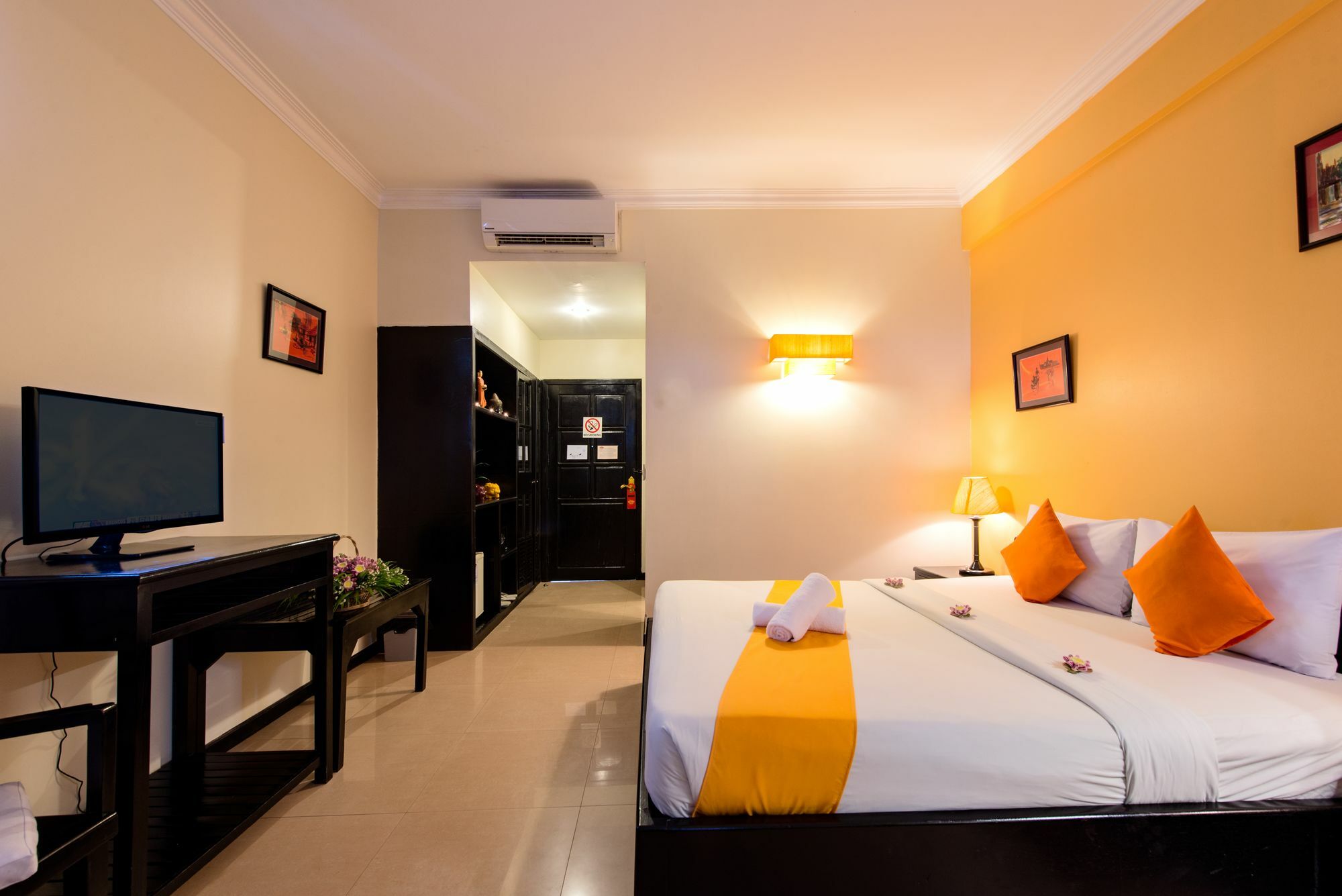 Jk Resident Hotel Siem Reap Buitenkant foto
